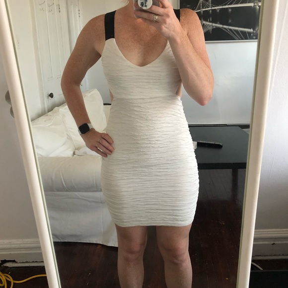 White body con dress - Picture 1 of 4
